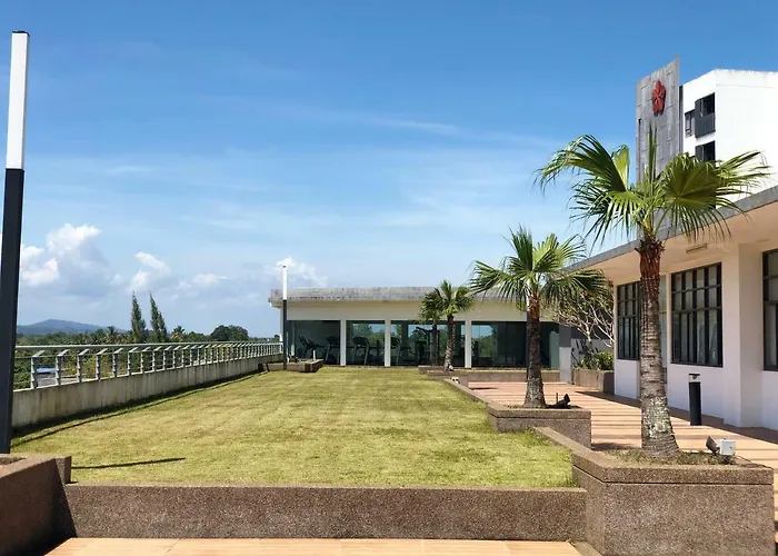 Swiss Garden Resort Residence Pool Sea View Beach Resort Luxury Apartment & Family Suite