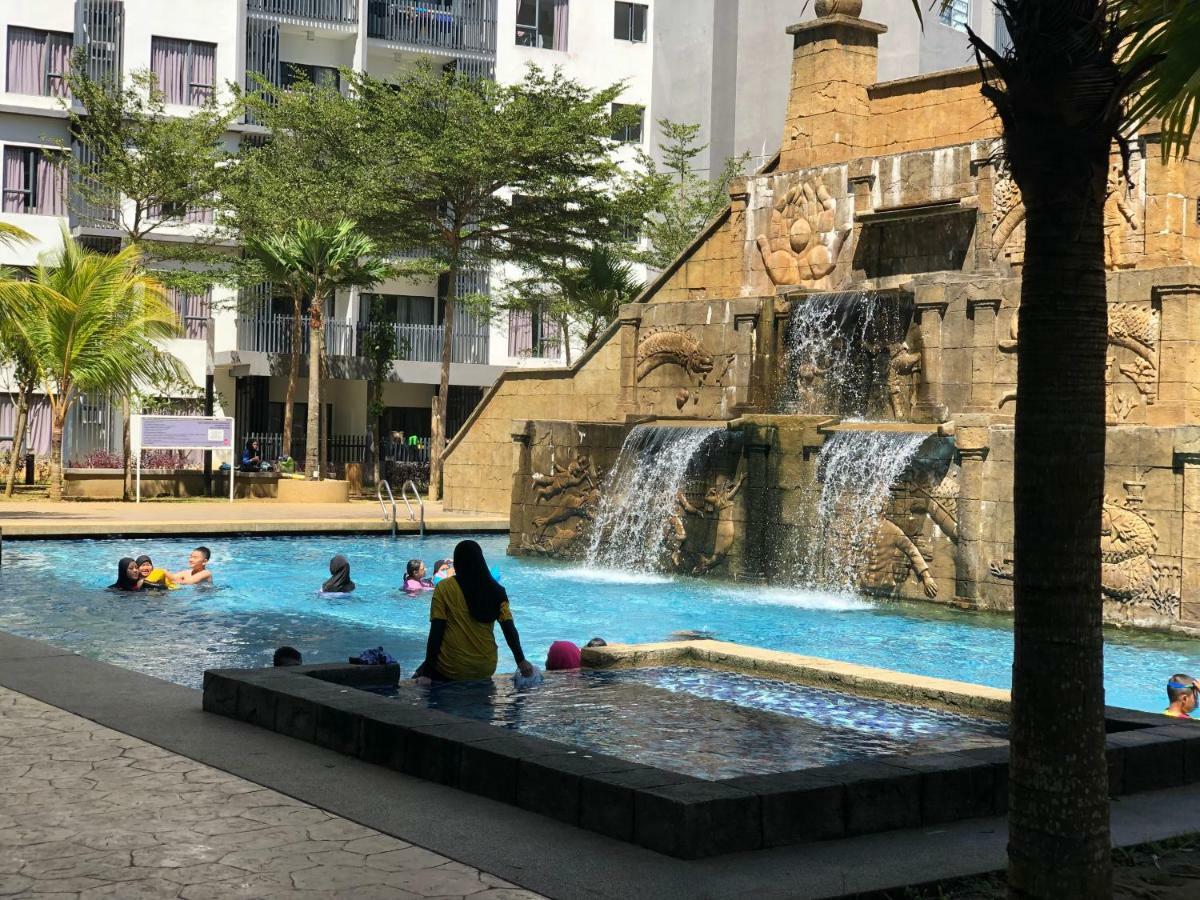 Swiss Garden Pool Sea View Luxury & Family * Kuantan