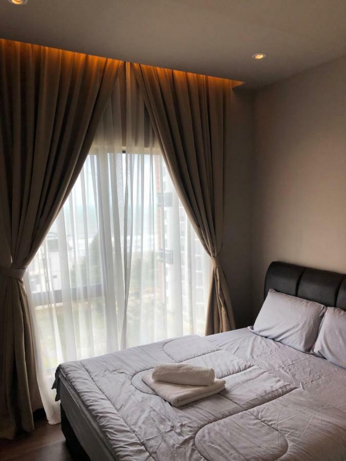 Swiss Garden Pool Sea View Luxury & Family Pangsapuri *